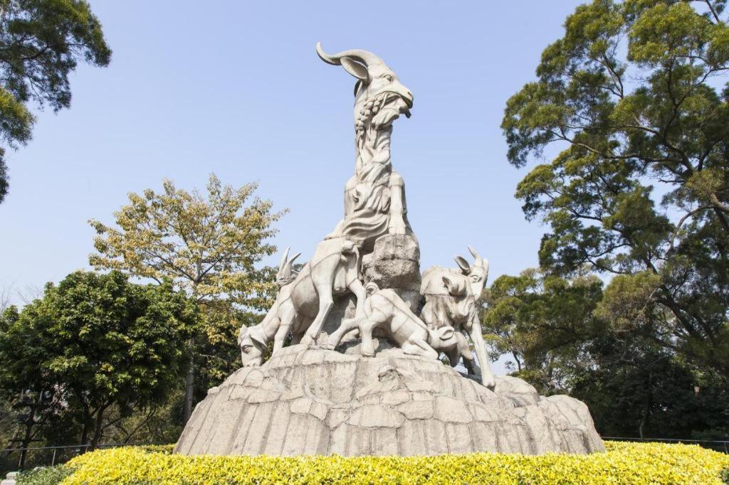 Guangzhou Carat Hotel Экстерьер фото