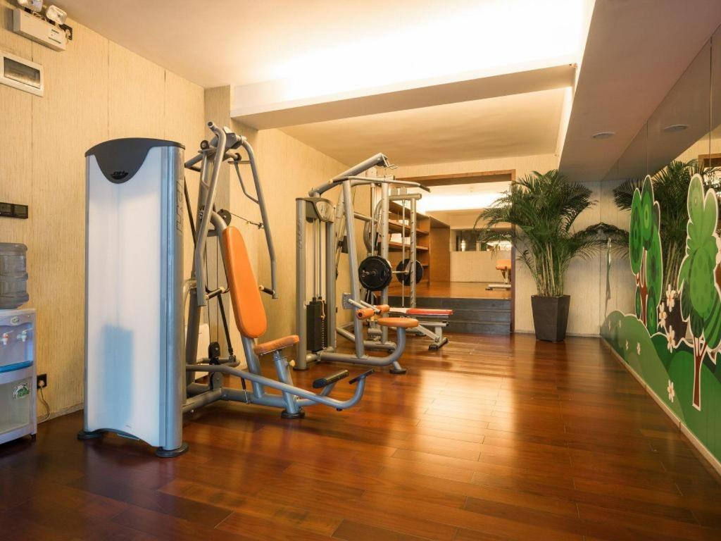 Guangzhou Carat Hotel Экстерьер фото