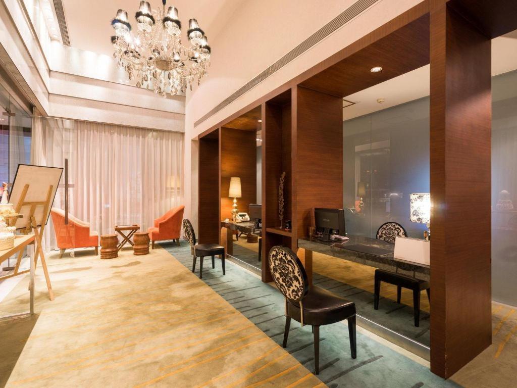 Guangzhou Carat Hotel Экстерьер фото