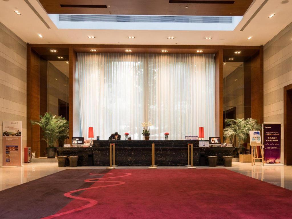 Guangzhou Carat Hotel Экстерьер фото