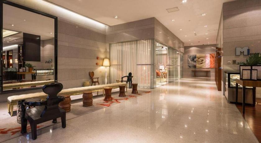Guangzhou Carat Hotel Экстерьер фото